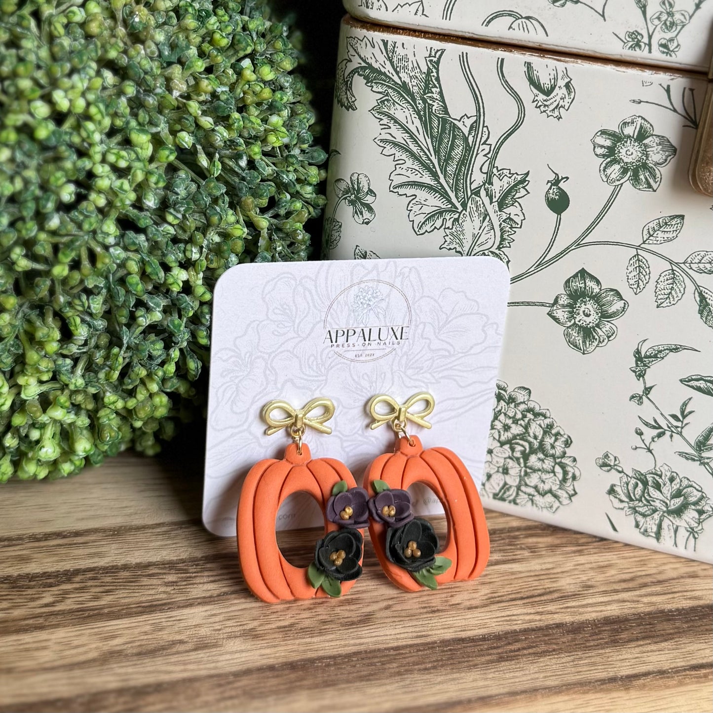 PUMPKIN W/ FLORALS- DANGLES
