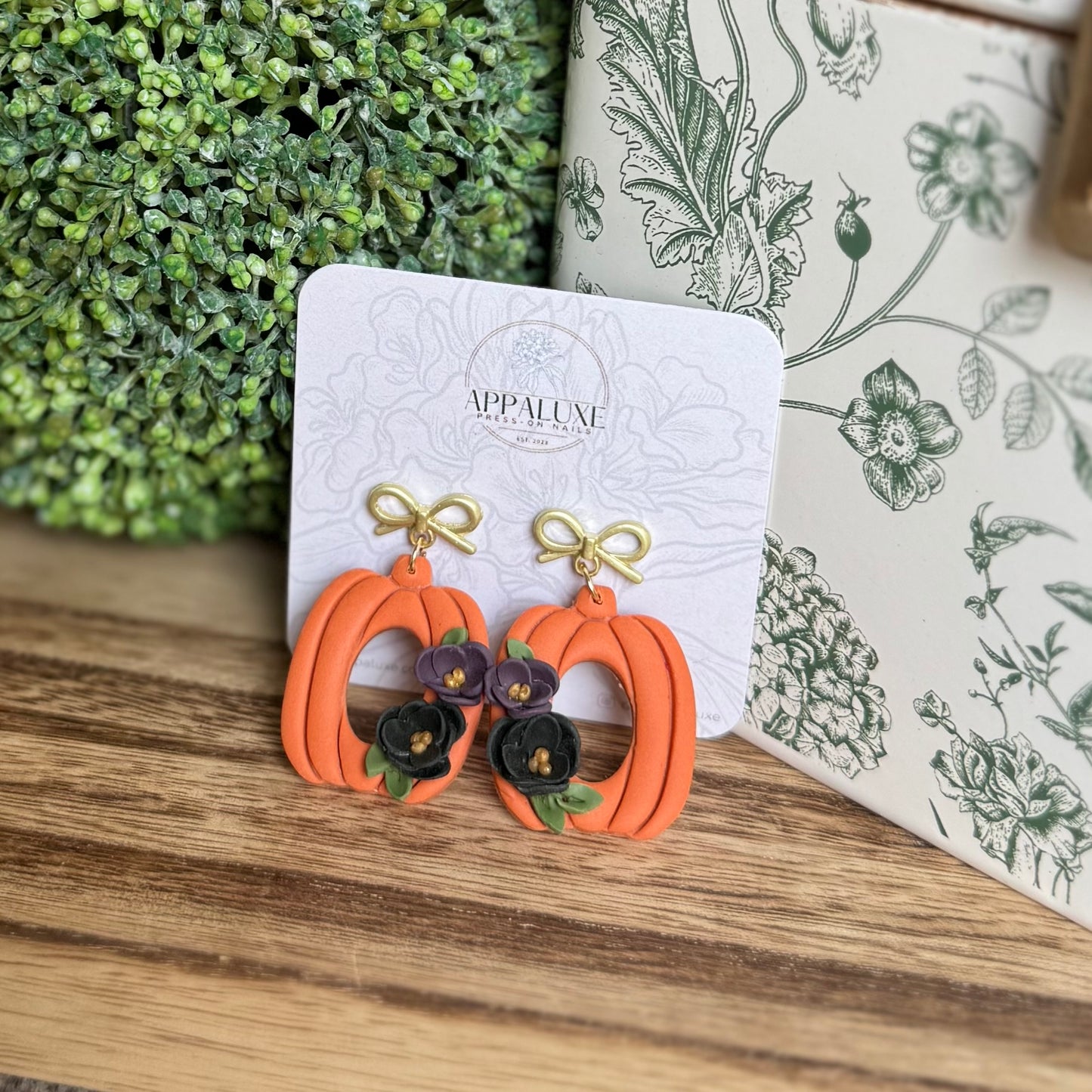 PUMPKIN W/ FLORALS- DANGLES