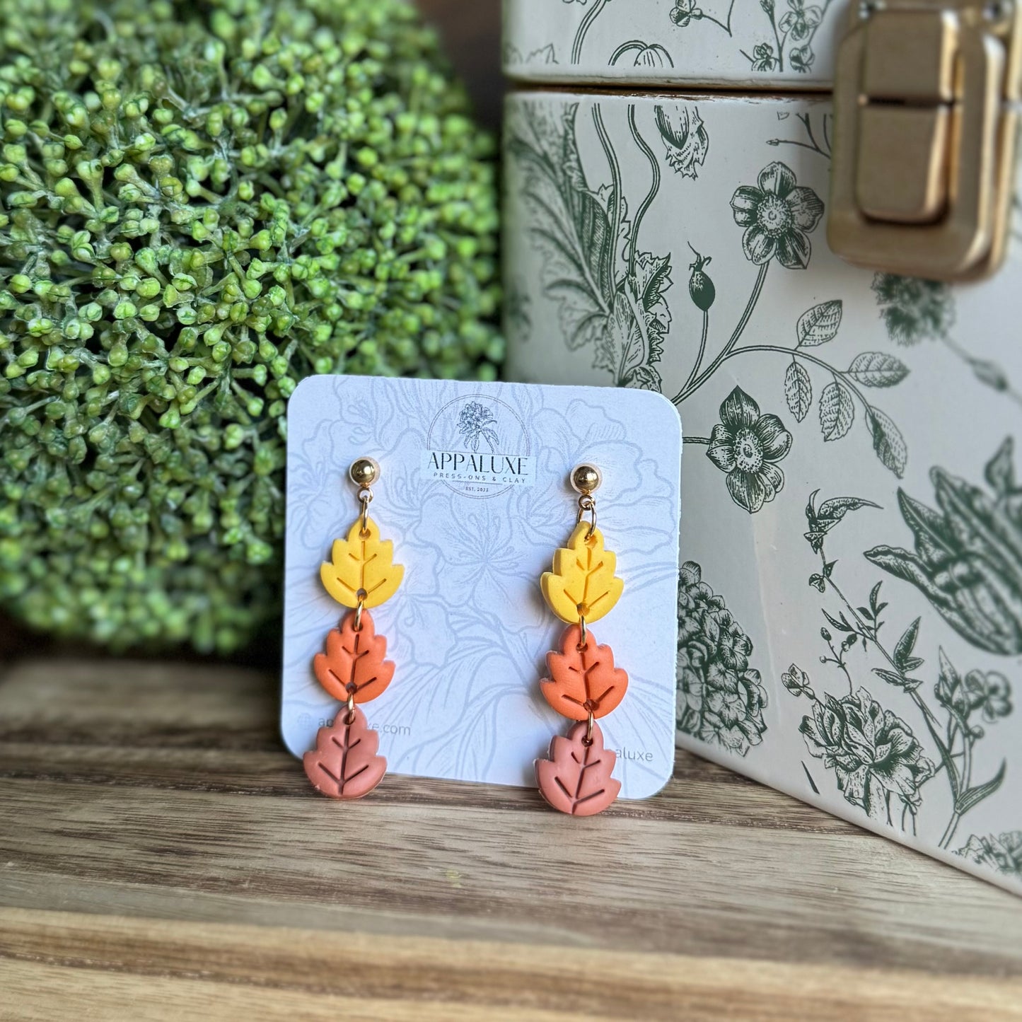 OAK LEAF TRIO- DANGLES