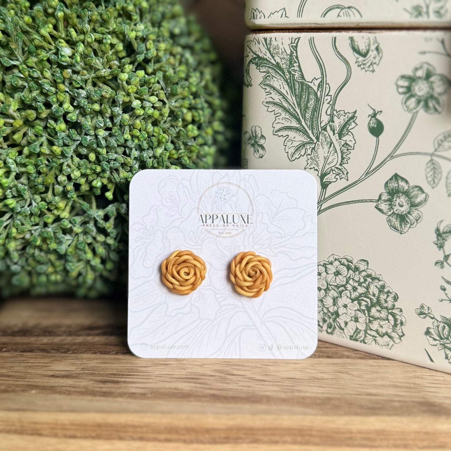 BRAIDED ROSETTE- STUDS