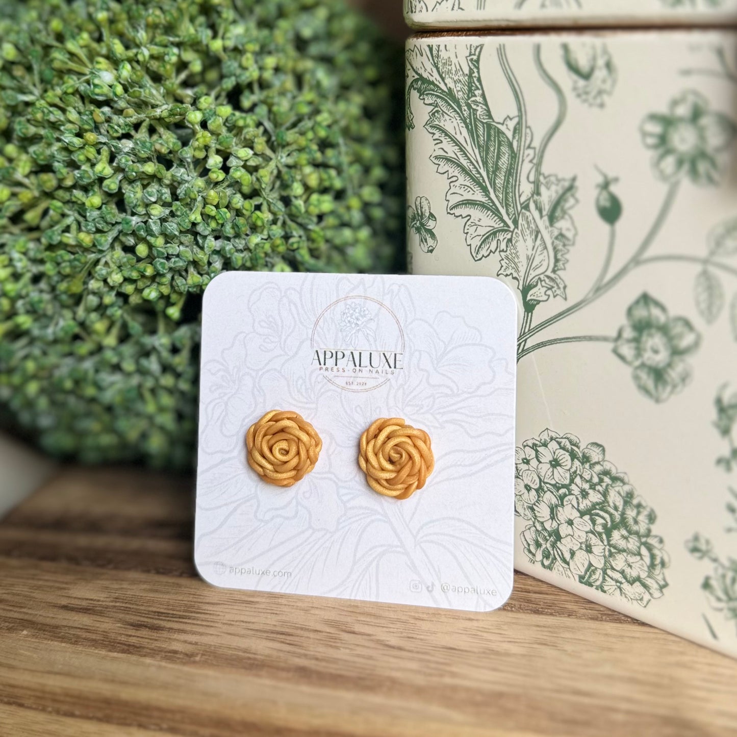 BRAIDED ROSETTE- STUDS