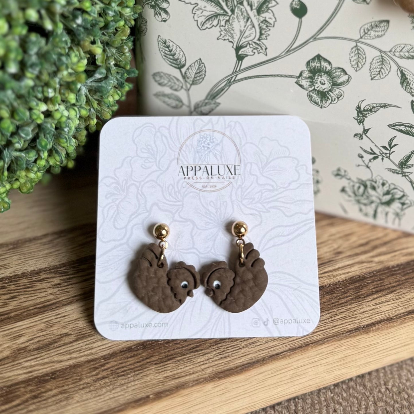 LITTLE HENS- DANGLES